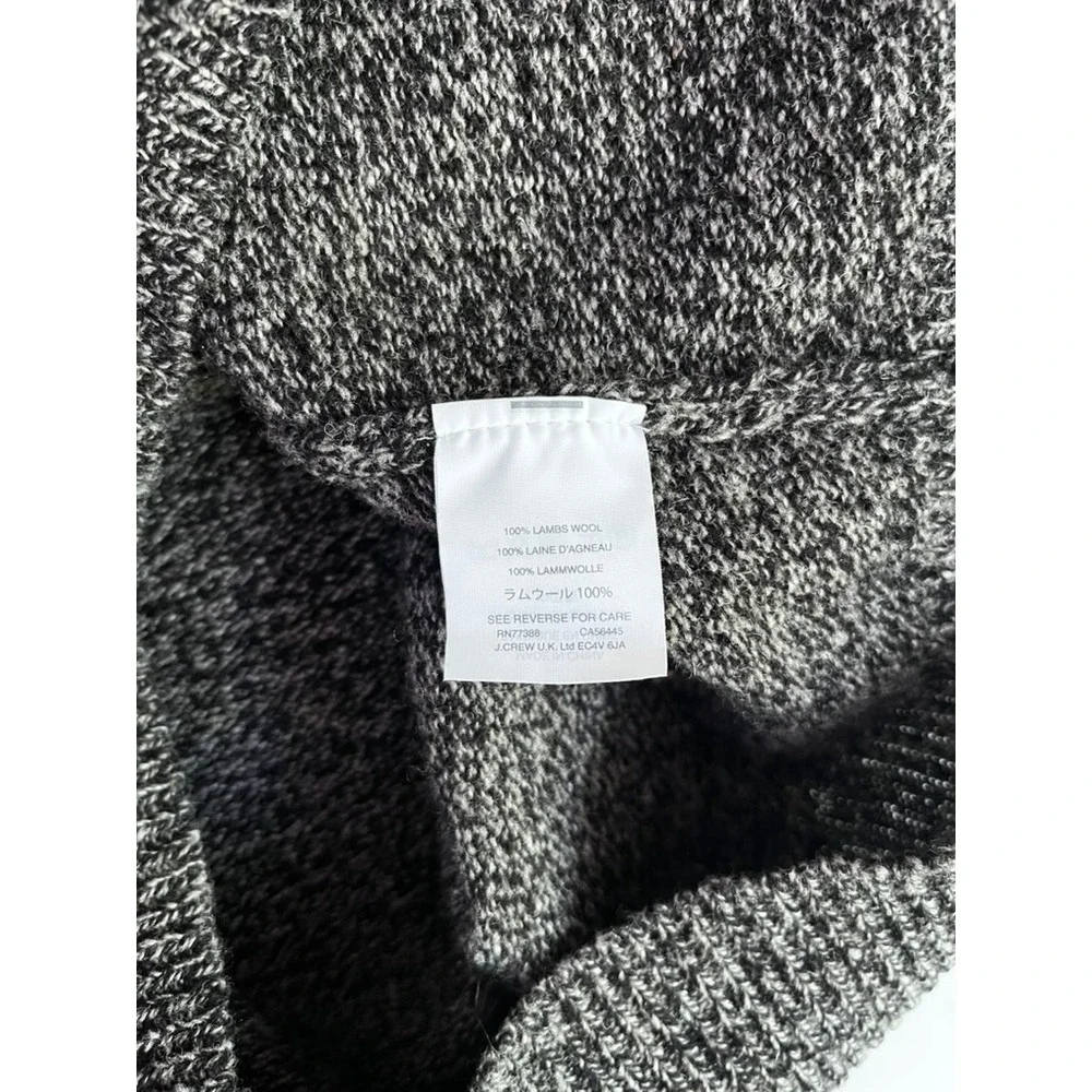 J. Crew Men's Lambswool V-Neck Slim Fit Sweater Gray Pullover Knit size large